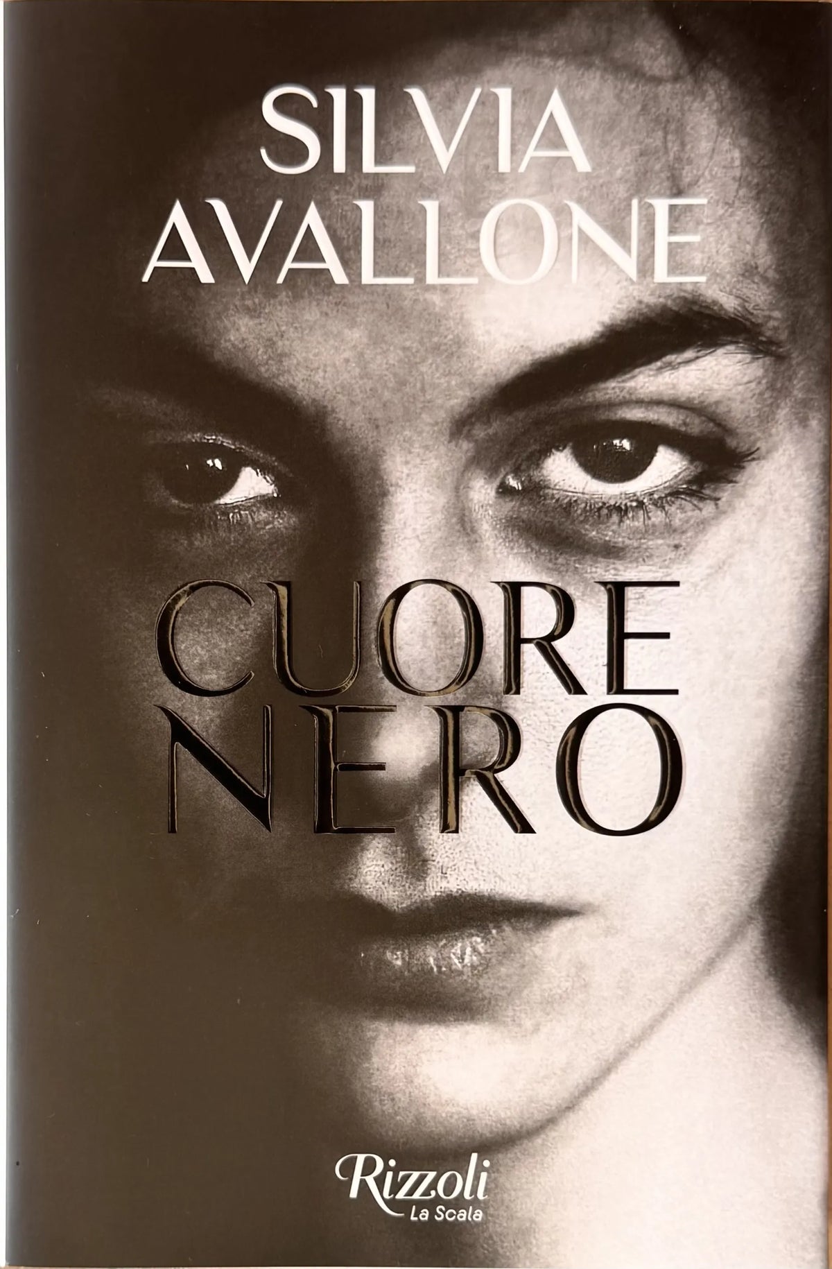 Cuore nero Avallone FRONTE_risultato.webp